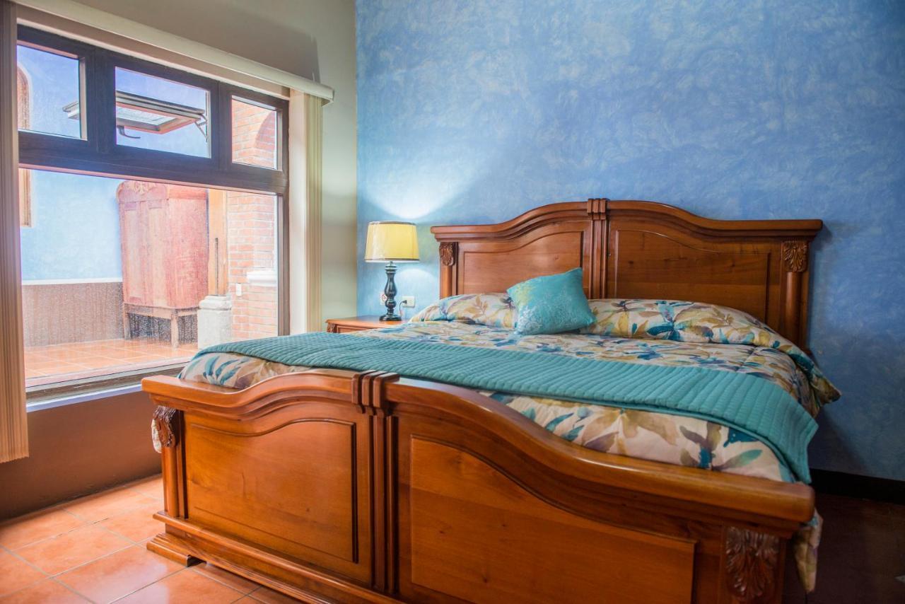 Hotel Casa De Las Fuentes Антигуа-Гватемала Экстерьер фото