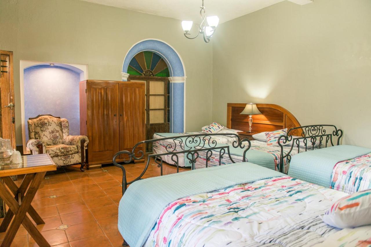 Hotel Casa De Las Fuentes Антигуа-Гватемала Экстерьер фото