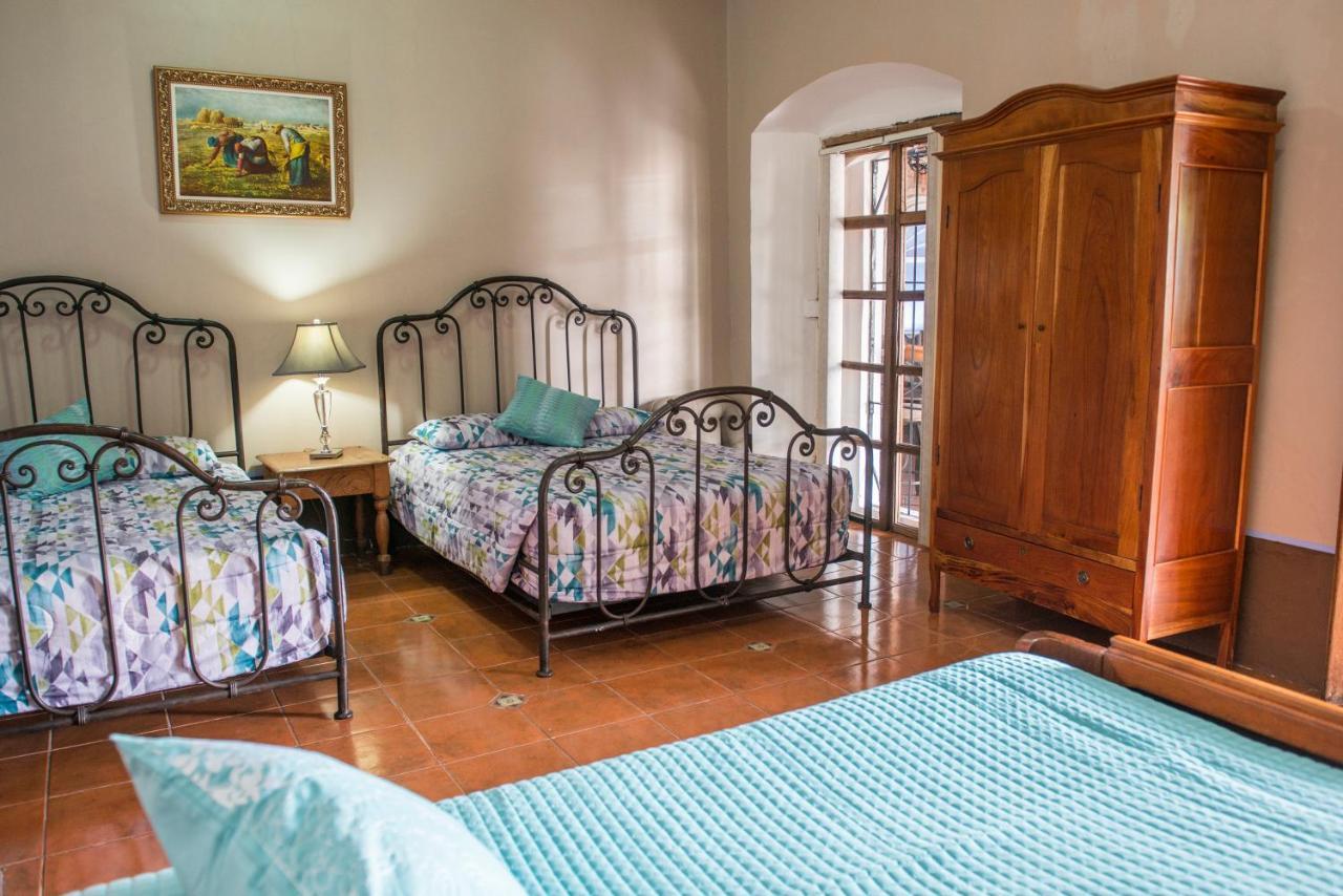 Hotel Casa De Las Fuentes Антигуа-Гватемала Экстерьер фото