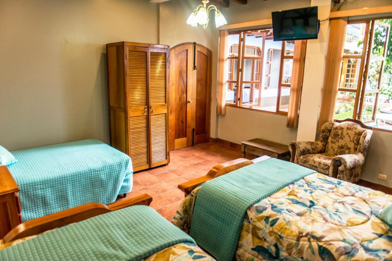 Hotel Casa De Las Fuentes Антигуа-Гватемала Экстерьер фото